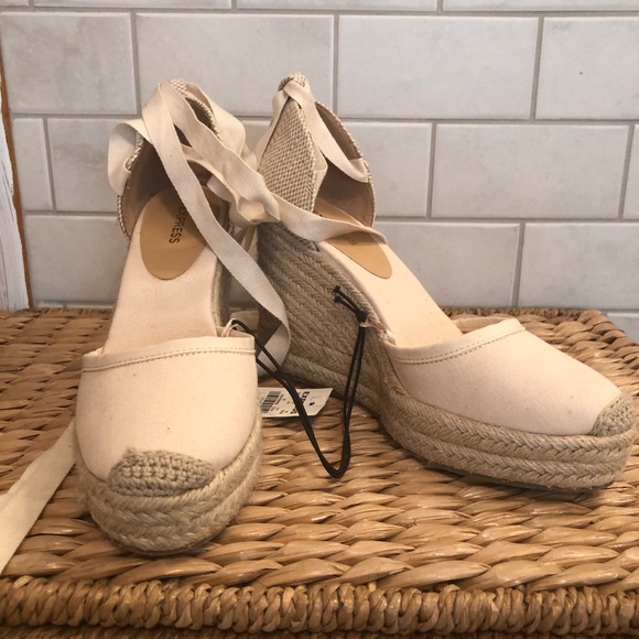 Express Shoes - Express NWT lace up ankle wedge sandals